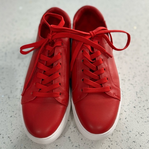 Kenneth Cole Women Shoes (7.5) - Picture 1 of 6